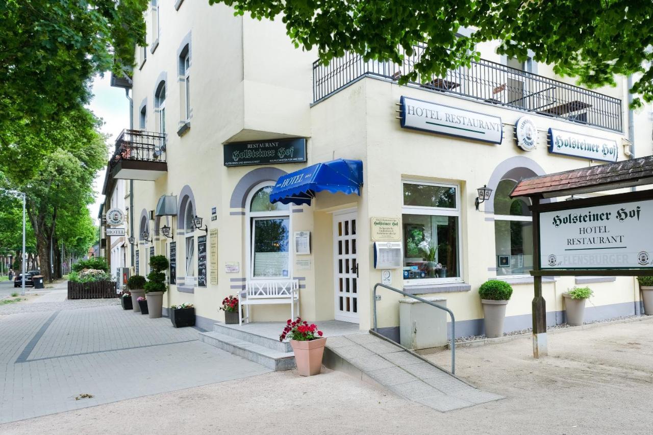 Hotel-Restaurant Holsteiner Hof Geesthacht Exterior foto